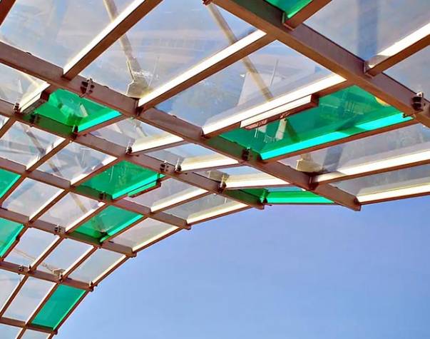 How Reliable Are Polycarbonate Sheets Manufacturers in Lahore for Large-Scale Projects?